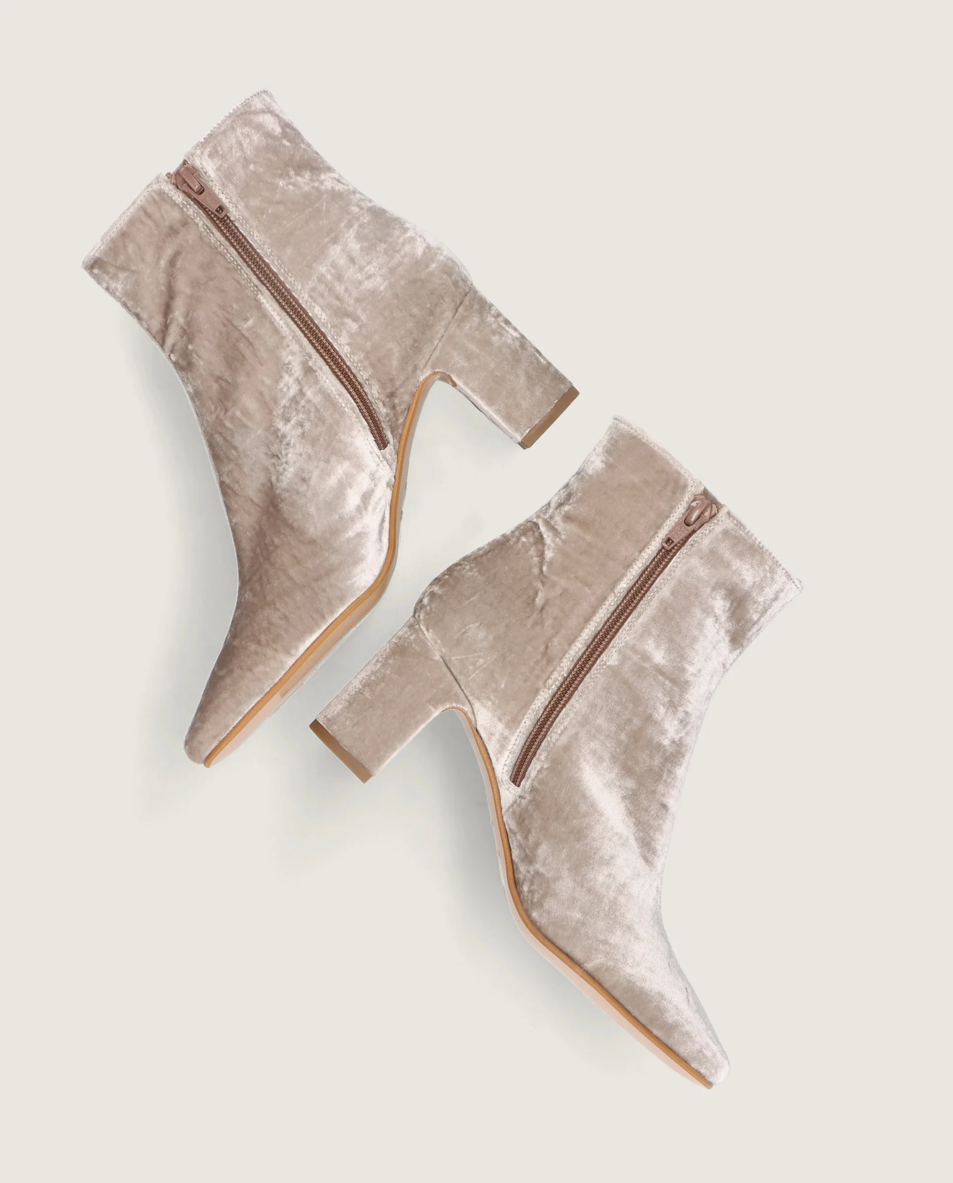 Botines Freja Beiges Tejidos - Image 4