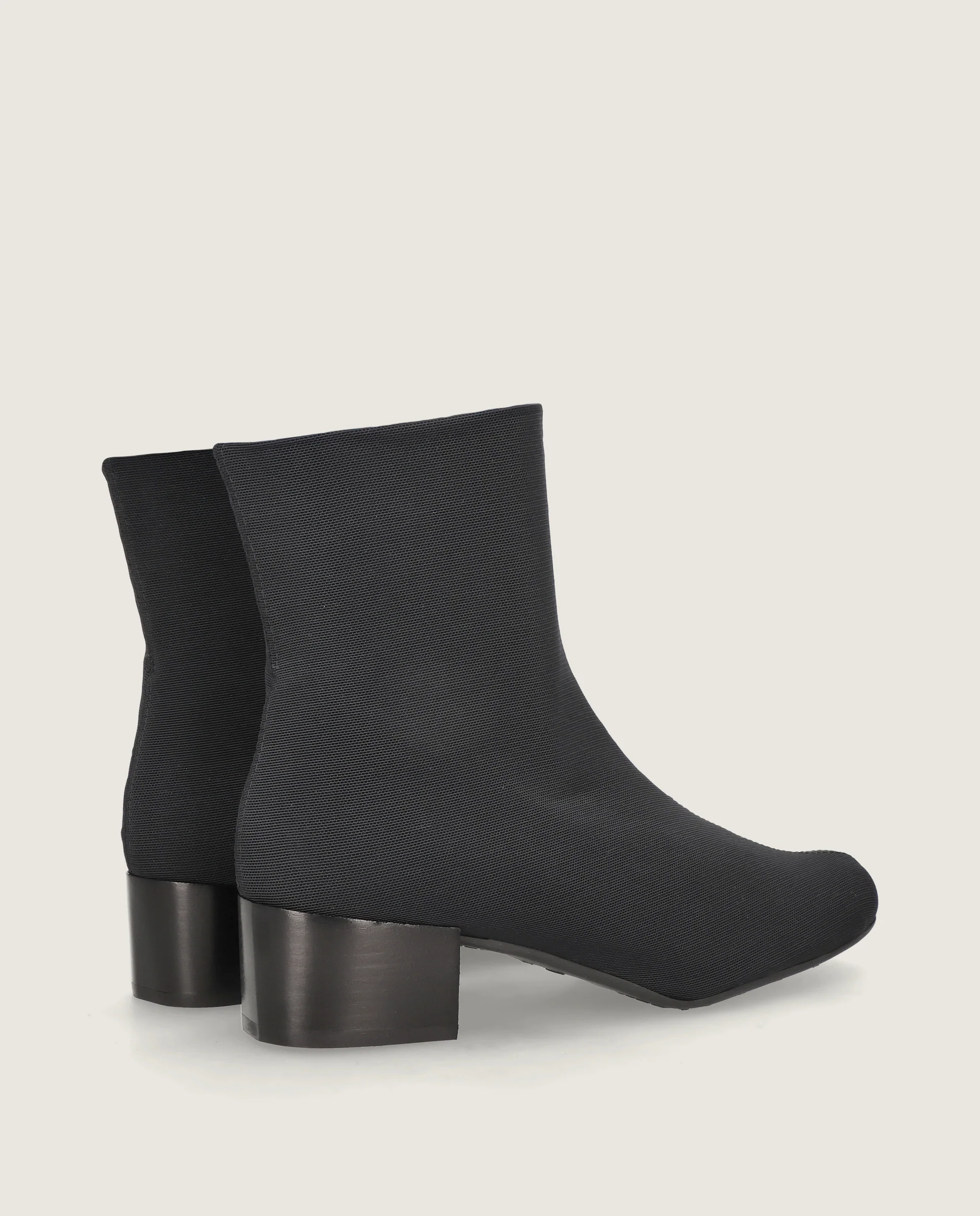 Botines Milan Negros Tejidos - Image 4