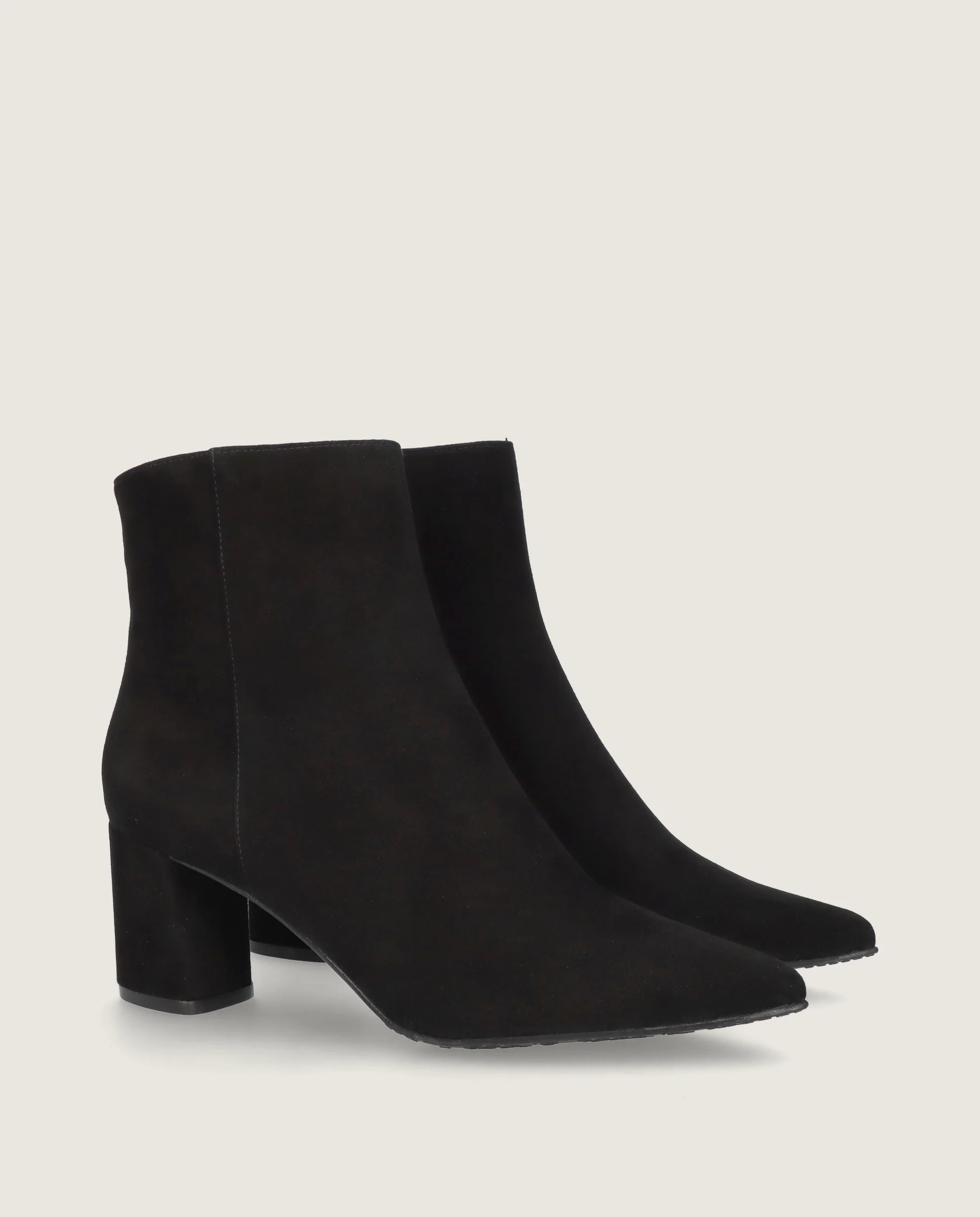 Botines Phoebe Negros Ante