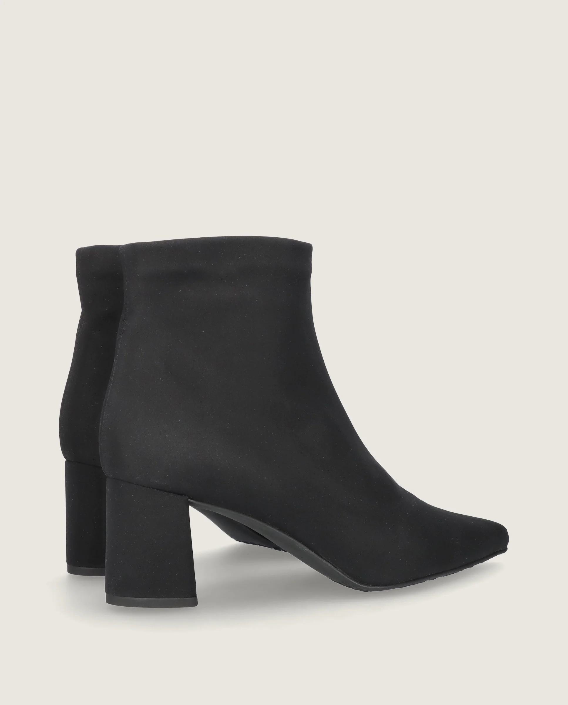 Botines Phoebe Negros Tejidos - Image 4