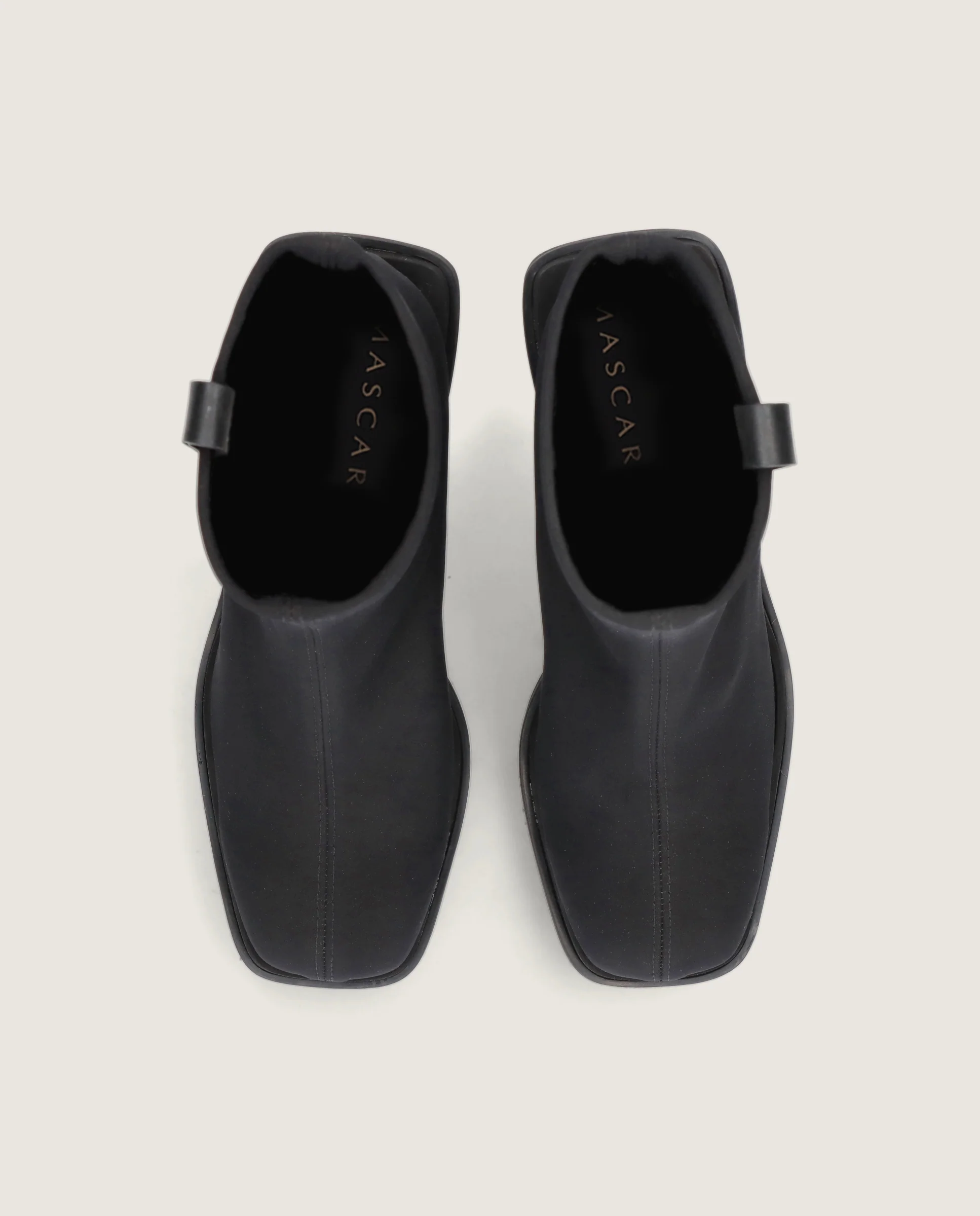 Botines Sandra Negros Tejidos - Image 2