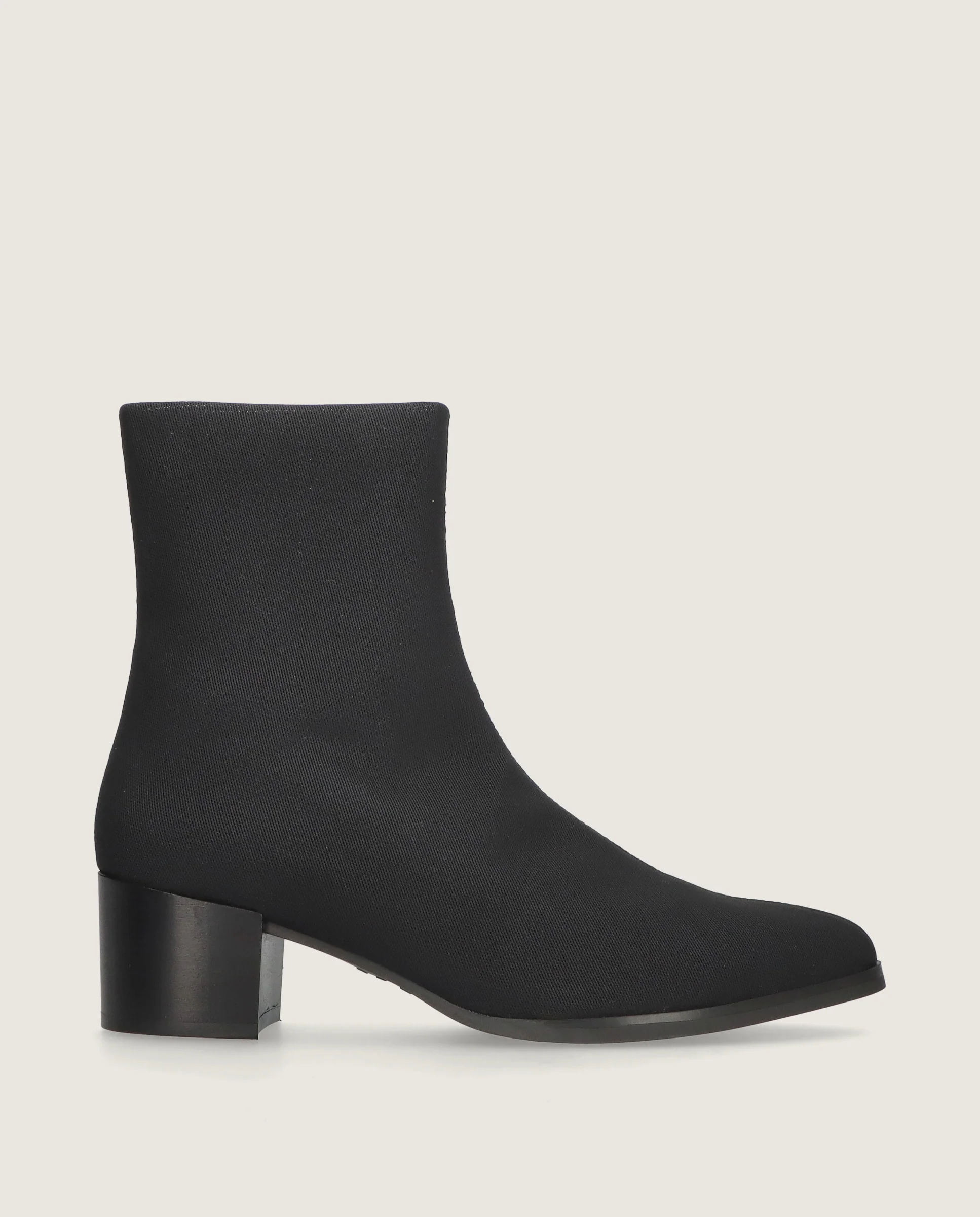 Botines Sharon Negros Tejidos - Image 3