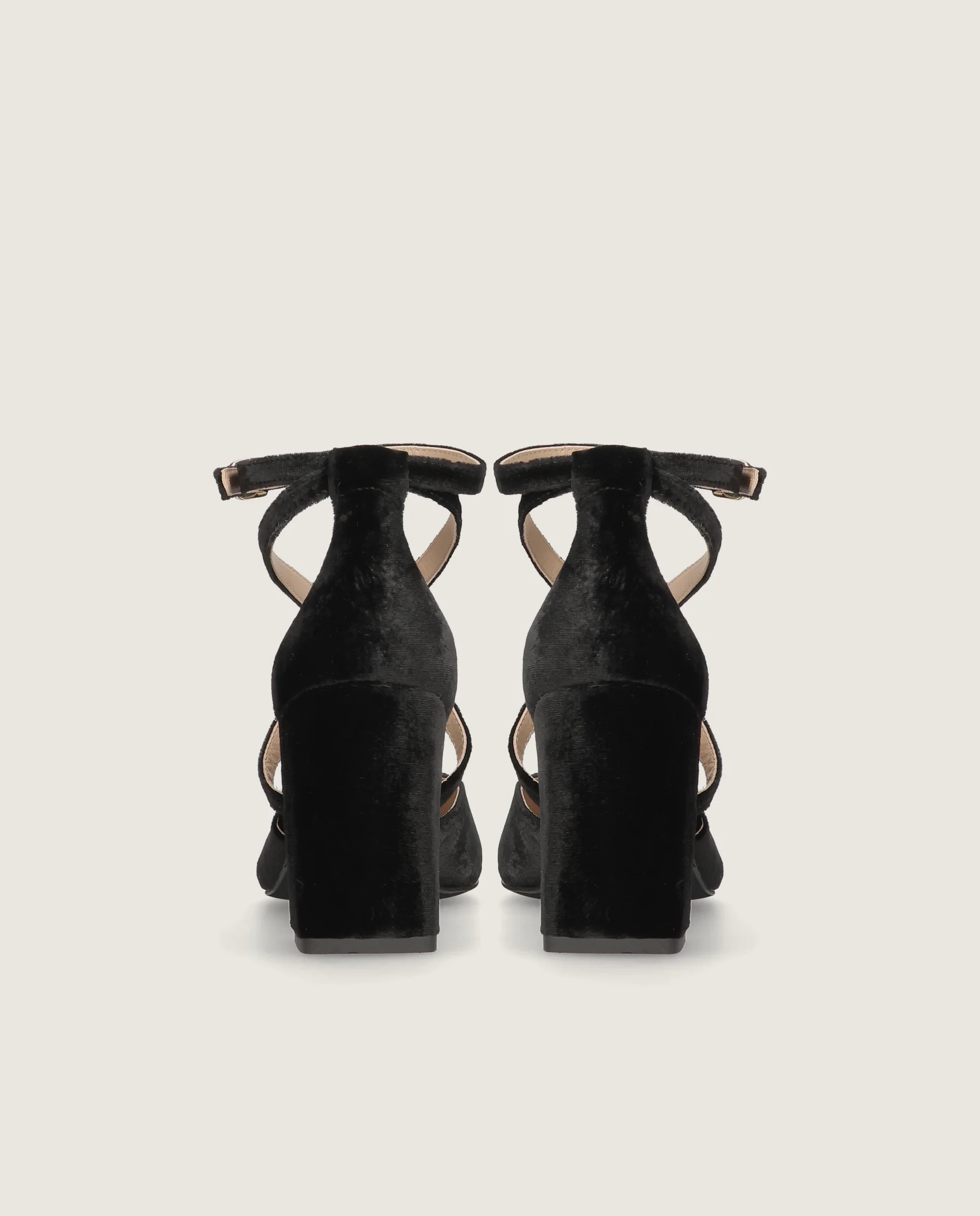 Salon Renata Negros Tejidos - Image 5