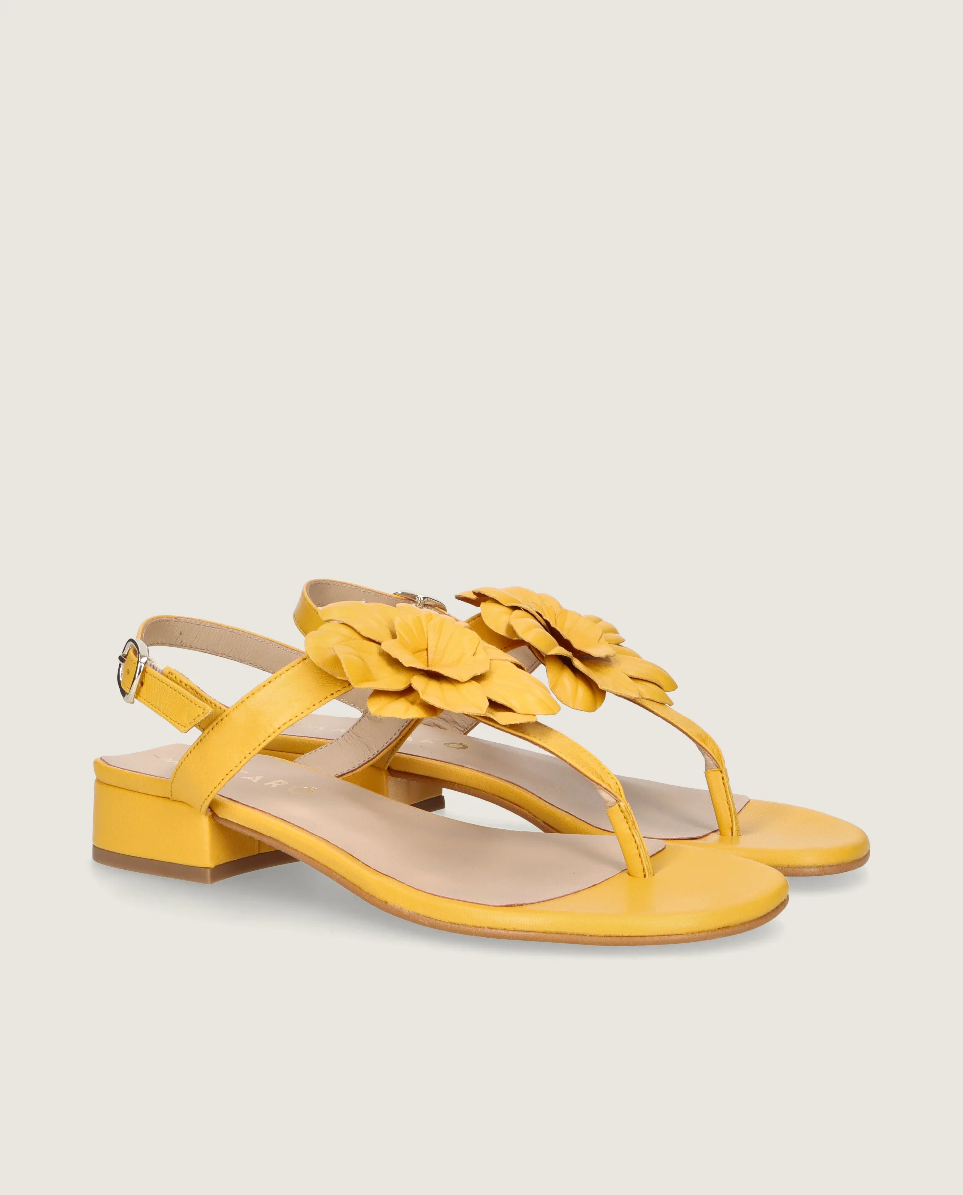Sandalias Amelie Amarillos Piel