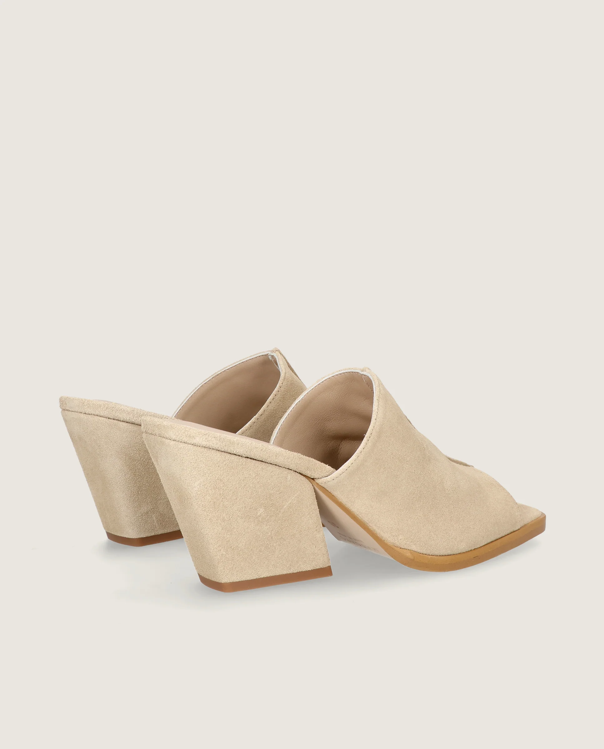 Sandalias Emi Beiges Ante - Image 4
