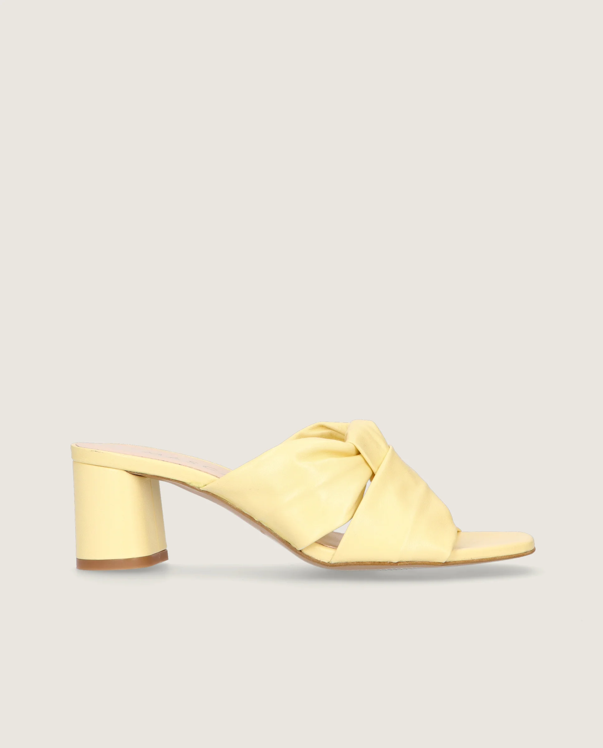 Sandalias Susan Amarillos Piel - Image 3