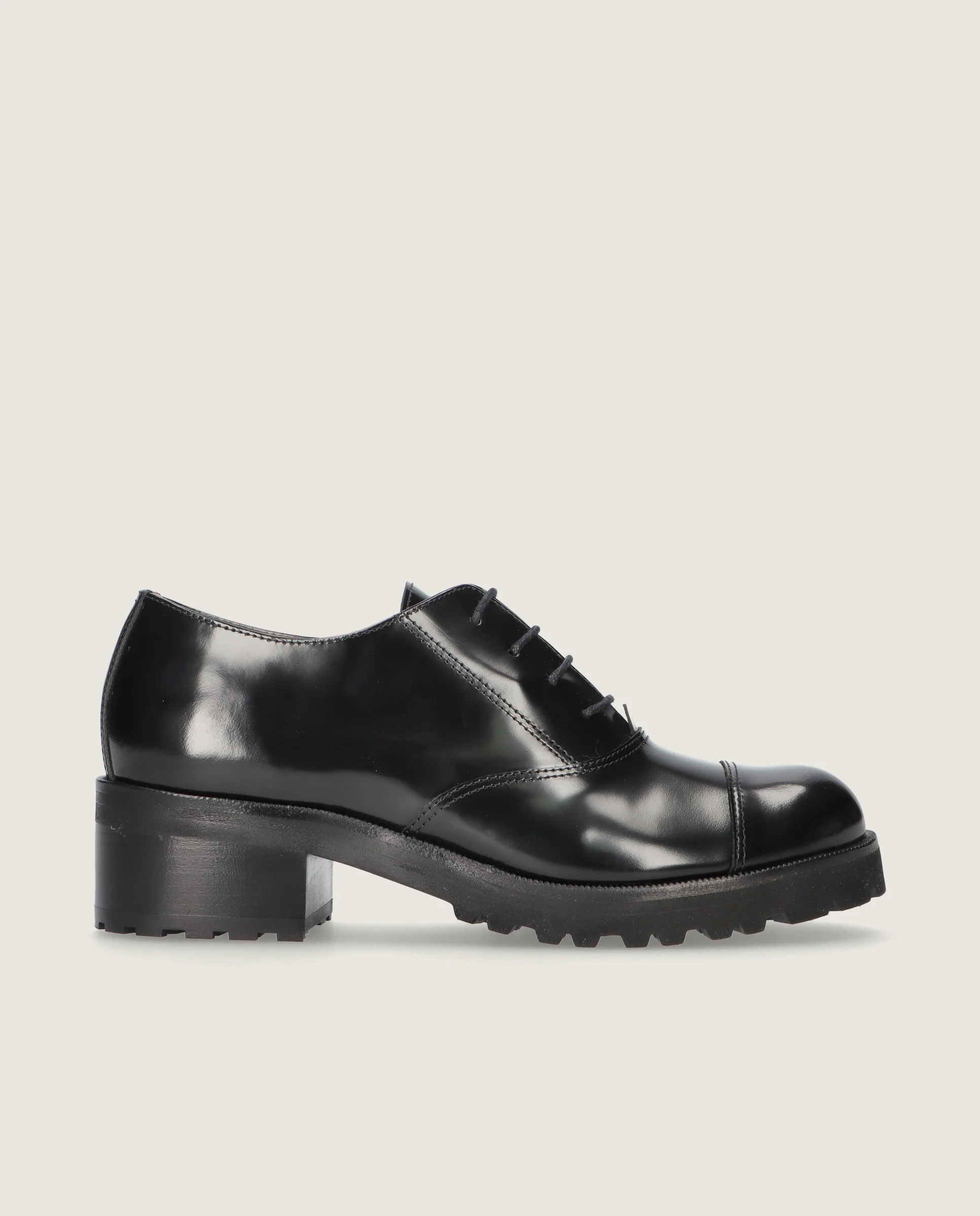 Zapatos Acordonados June Negros Piel - Image 3