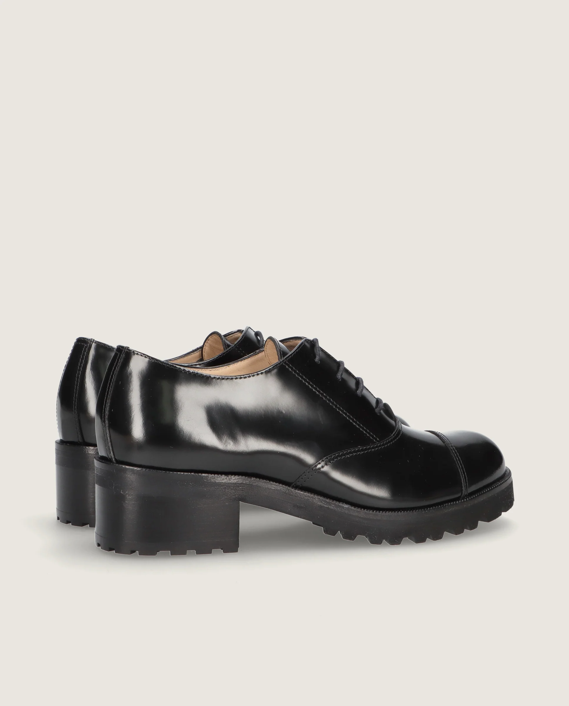 Zapatos Acordonados June Negros Piel - Image 4